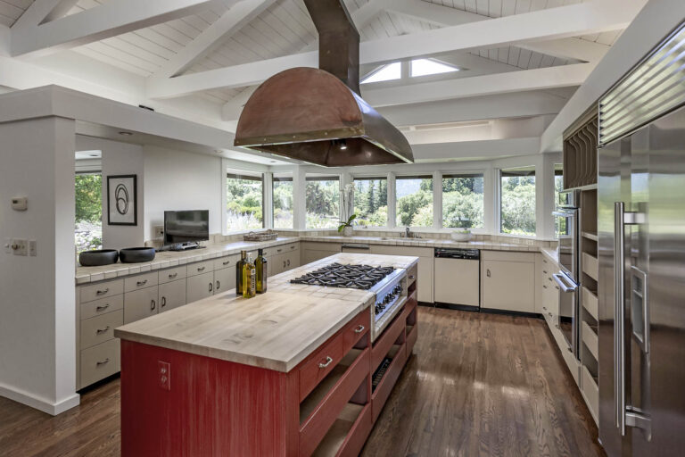 Kitchen (1)